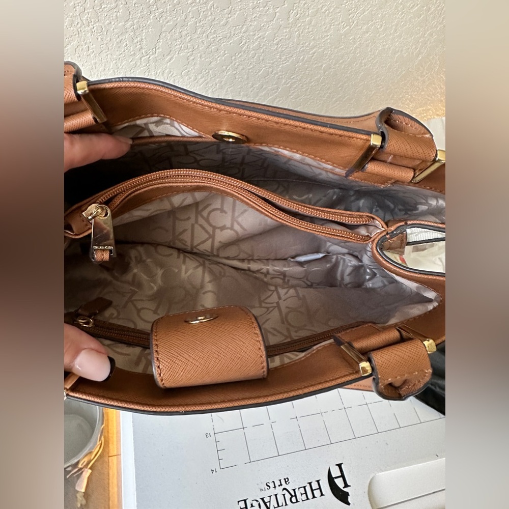 NWT Calvin Klein Daffodil Purse - Picture 8 of 16